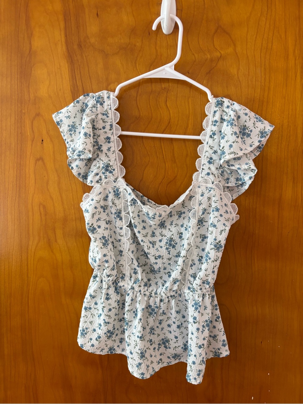 Blue Floral Lace-Trim Ruffle Tank Top